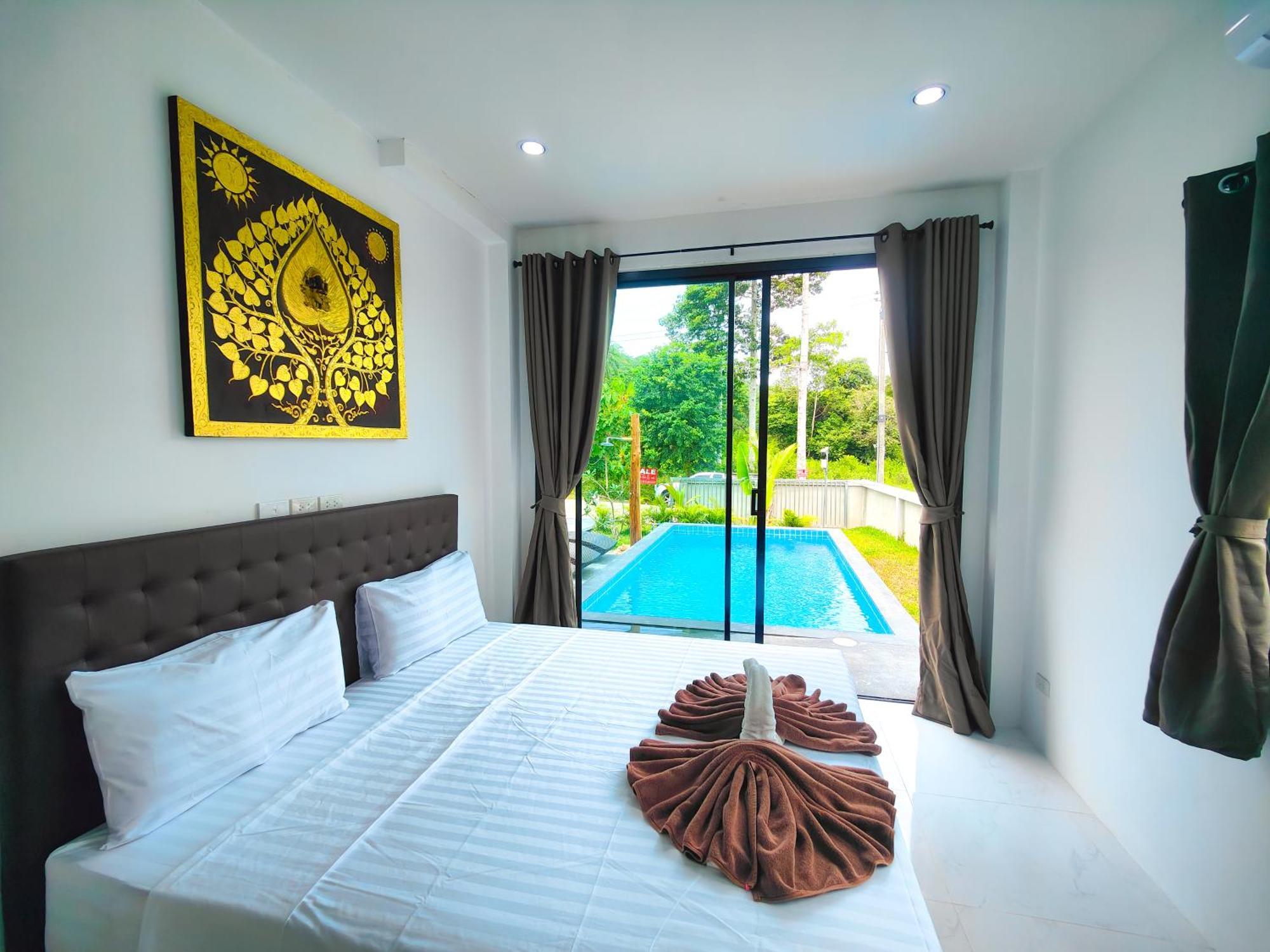 Sunny Petite Close To * Ko Samui
